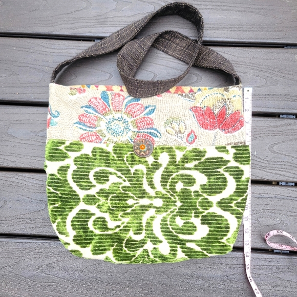 Hand crafted bag reversible. - Picture 2 of 7